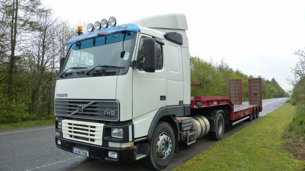 Volvo FH12 420 for Sale Patterson Horse Boxes
