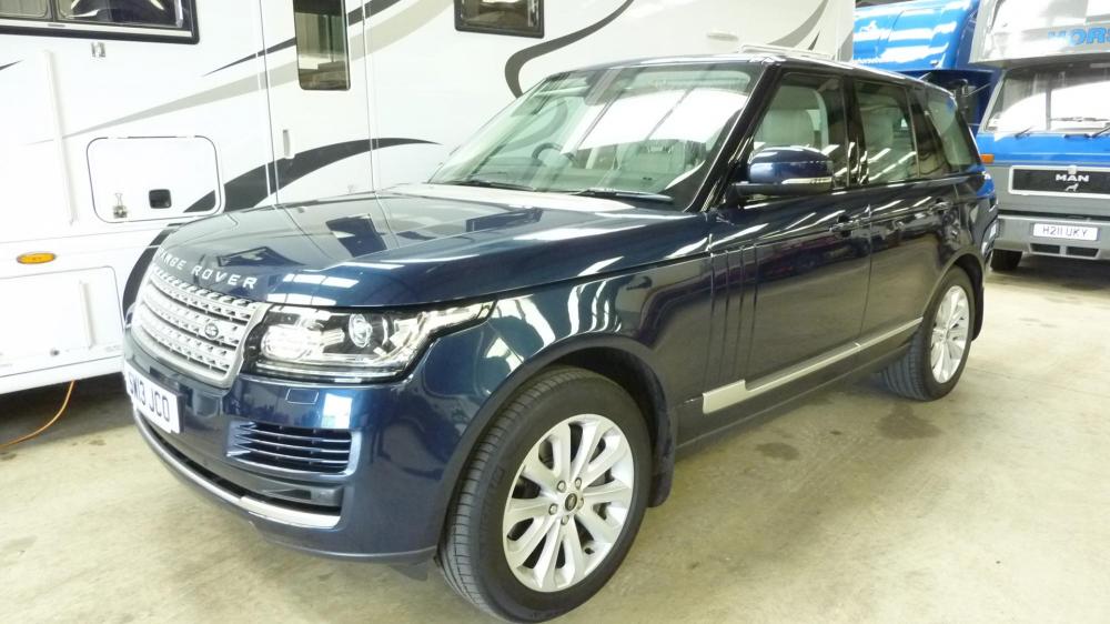 Range rover vogue 4